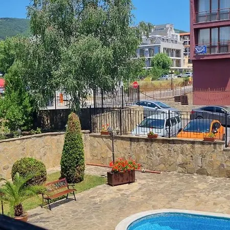 In Panorama Bay 2, Sveti Vlas