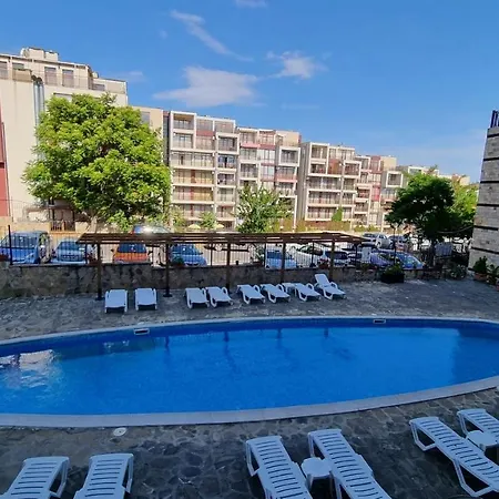 In Panorama Bay 2, Apartamento